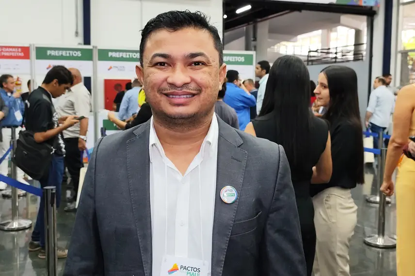 Pactos pelo Piauí reúne mais de 210 prefeitos eleitos e reeleitos em Teresina