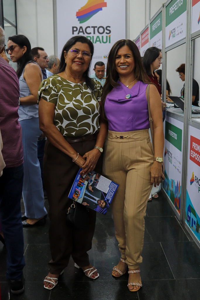 Pactos pelo Piauí reúne mais de 210 prefeitos eleitos e reeleitos em Teresina