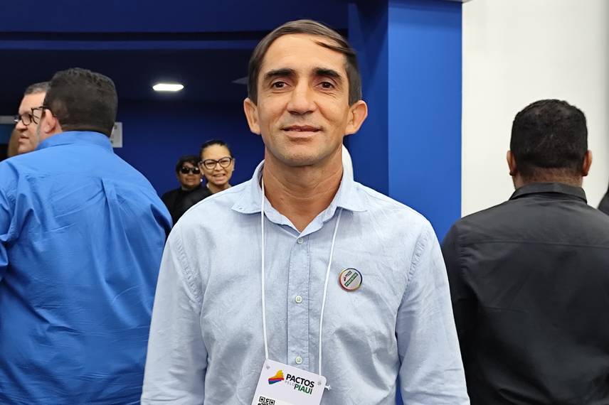 Pactos pelo Piauí reúne mais de 210 prefeitos eleitos e reeleitos em Teresina Pactos pelo Piauí reúne mais de 210 prefeitos eleitos e reeleitos em Teresina