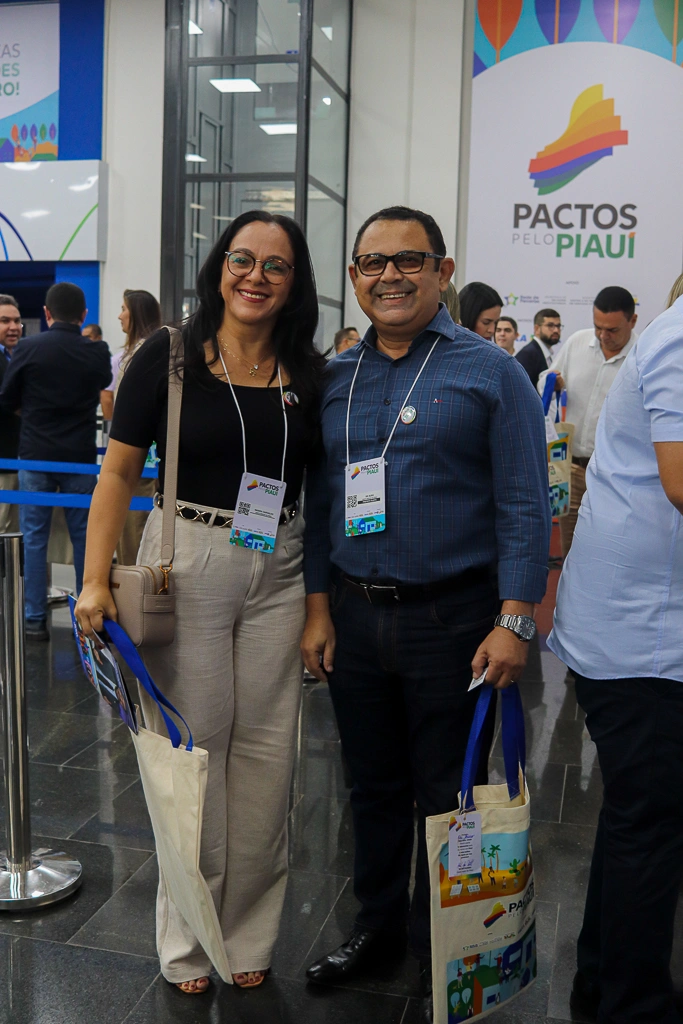 Pactos pelo Piauí reúne mais de 210 prefeitos eleitos e reeleitos em Teresina
