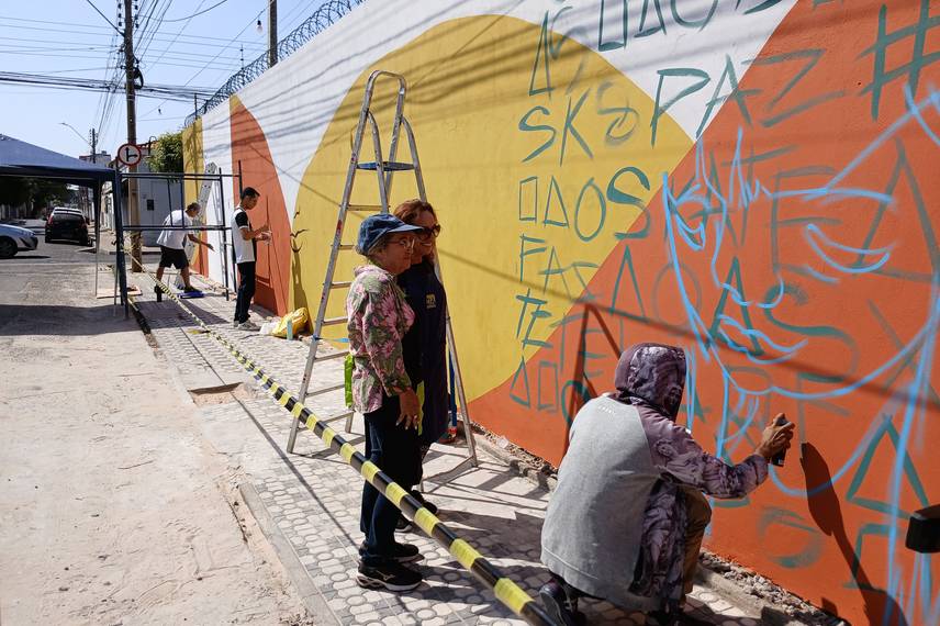 Projeto 'Muro pelo Fim da Violência' mobiliza Teresina com arte e conscientização Projeto 'Muro pelo Fim da Violência' mobiliza Teresina com arte e conscientização