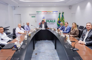 Rafael Fonteles se reúne com Silvio Mendes e equipes de saúde neste sábado (Foto: Reprodução/ Instagram)