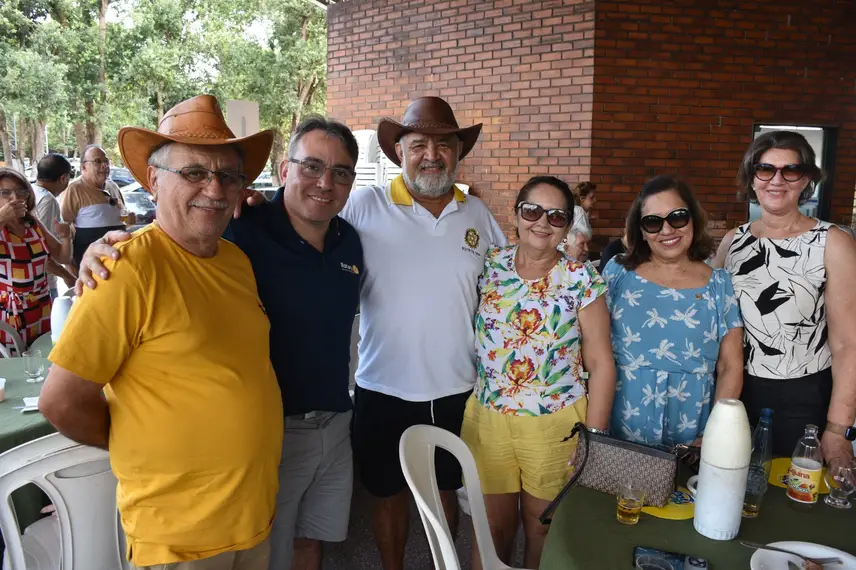 Rotary Clube de Teresina Ininga Celebra Confraternização com VIII Boi no Rolete Rotary Clube de Teresina Ininga Celebra Confraternização com VIII Boi no Rolete