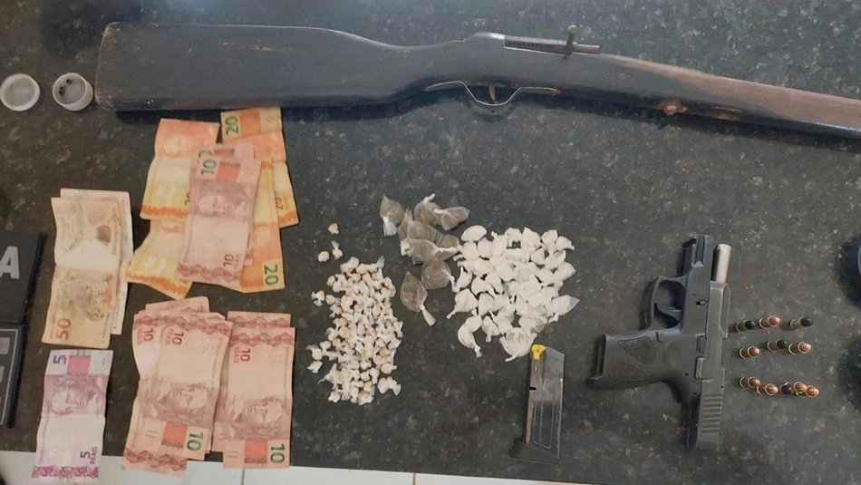 Adolescente é apreendido com arma após realizar disparos em via pública no Piauí