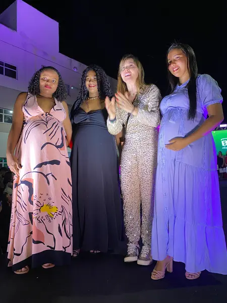 Bazar da Esperança aconteceu na Praça Leônidas Melo