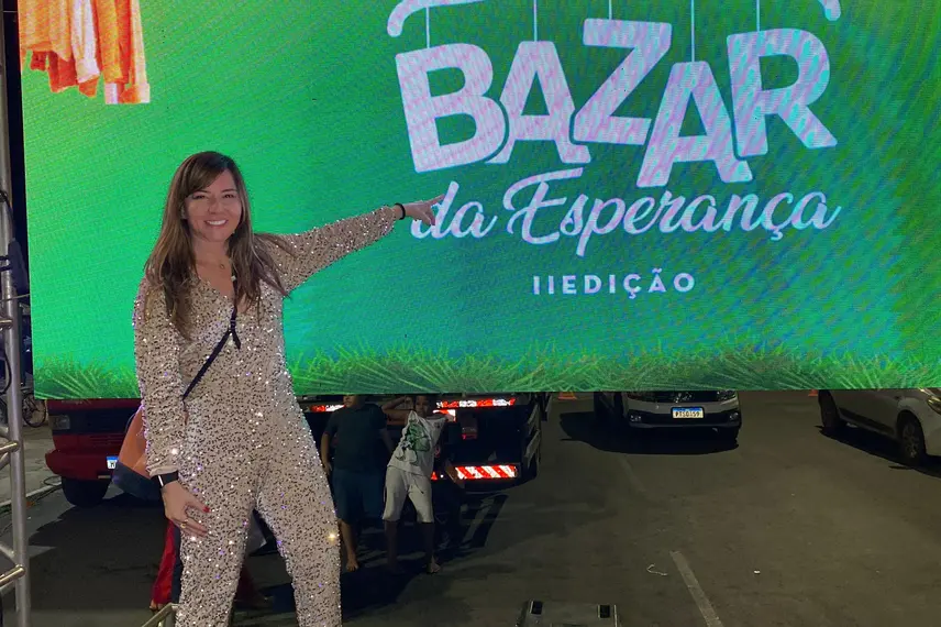Bazar da Esperança aconteceu na Praça Leônidas Melo