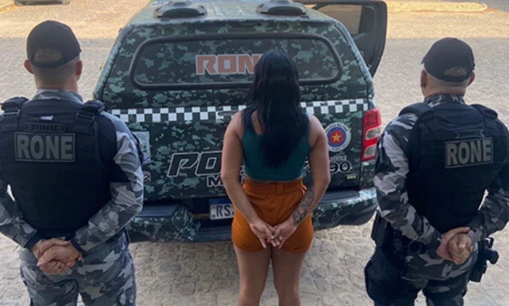 'Bibi Perigosa' é presa suspeita de integrar organização criminosa em Teresina