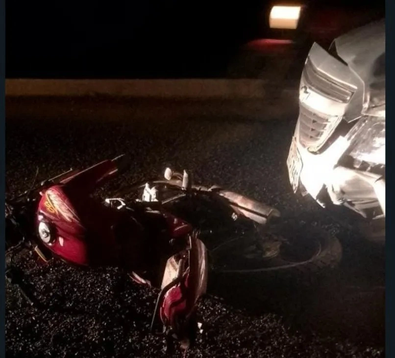 Colisão entre carro e moto faz vítima fatal em Barras; motorista está preso