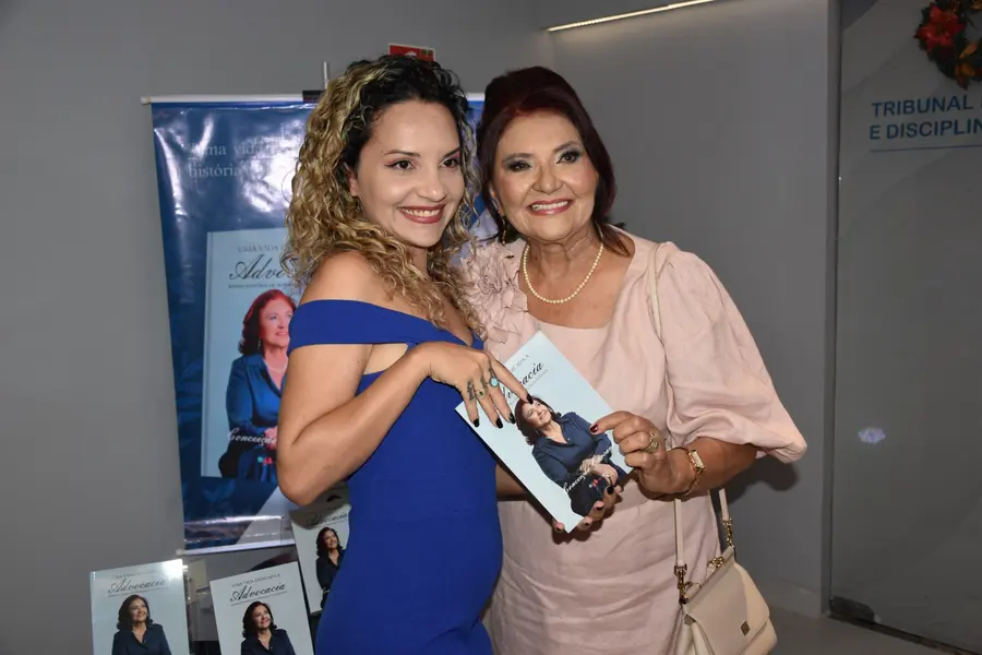 Conceição Carcará lança livro sobre trajetória de superação em solenidade na OAB
