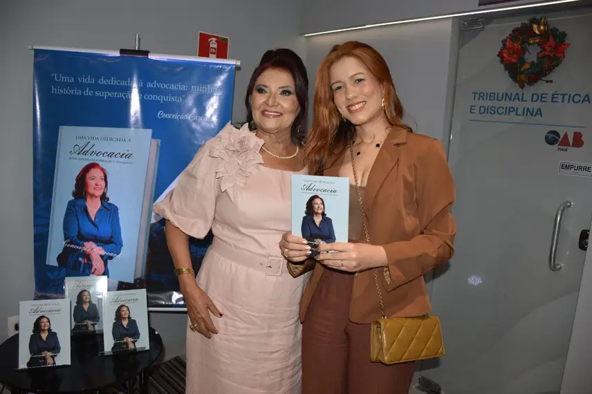 Conceição Carcará lança livro sobre trajetória de superação em solenidade na OAB Conceição Carcará lança livro sobre trajetória de superação em solenidade na OAB