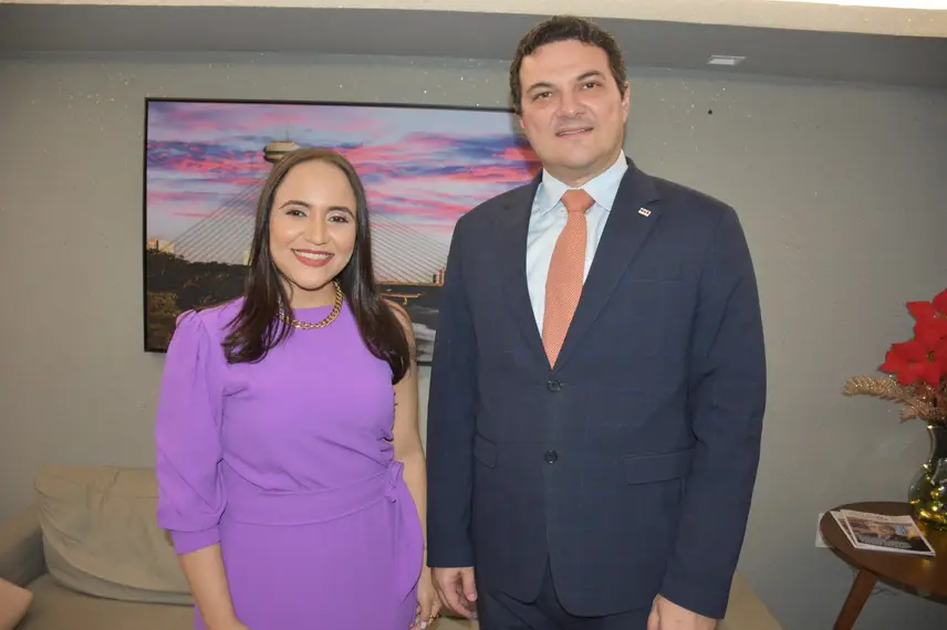 Conceição Carcará lança livro sobre trajetória de superação em solenidade na OAB Conceição Carcará lança livro sobre trajetória de superação em solenidade na OAB