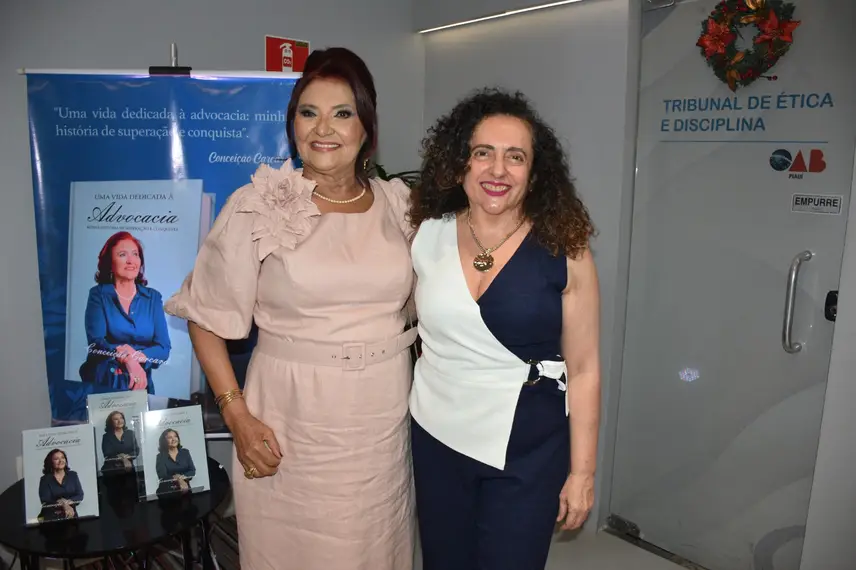 Conceição Carcará lança livro sobre trajetória de superação em solenidade na OAB Conceição Carcará lança livro sobre trajetória de superação em solenidade na OAB