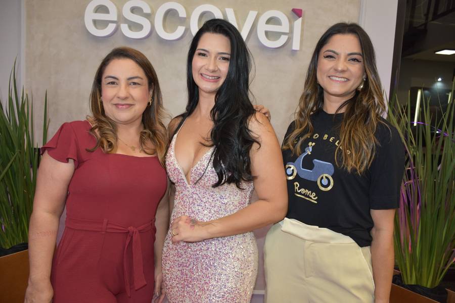 Coquetel de inauguração do Escovei Teresina reúne amigos e familiares