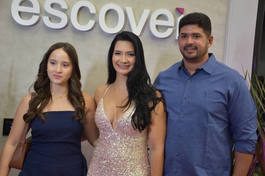 Coquetel de inauguração do Escovei Teresina reúne amigos e familiares