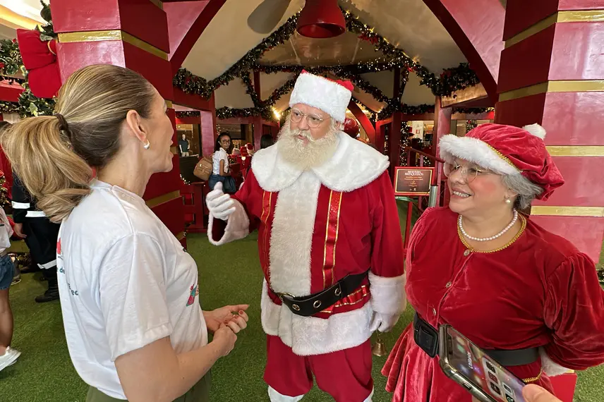 Crianças em tratamento de AME visitam Papai Noel em Teresina