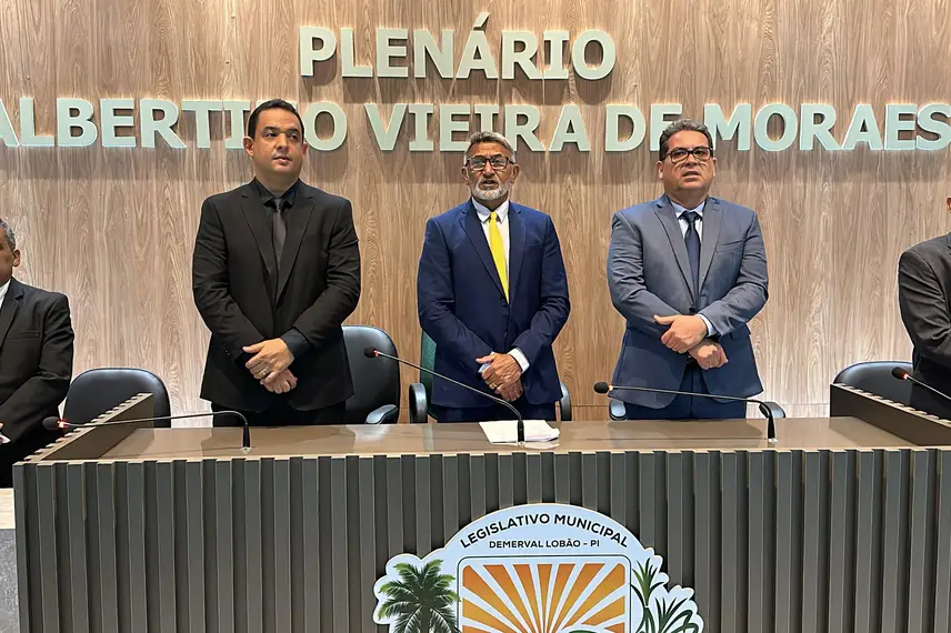 Demerval Lobão celebra 61 anos com homenagens e grande festa Demerval Lobão celebra 61 anos com homenagens e grande festa