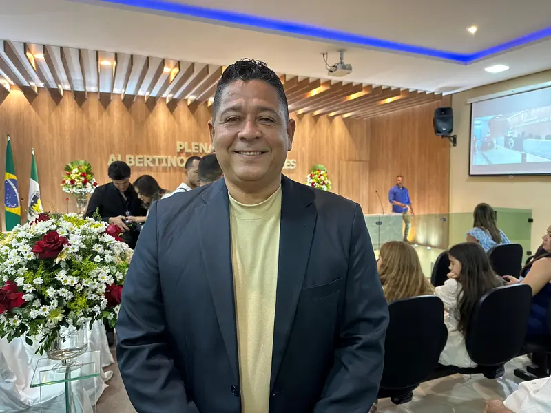 Demerval Lobão celebra 61 anos com homenagens e grande festa