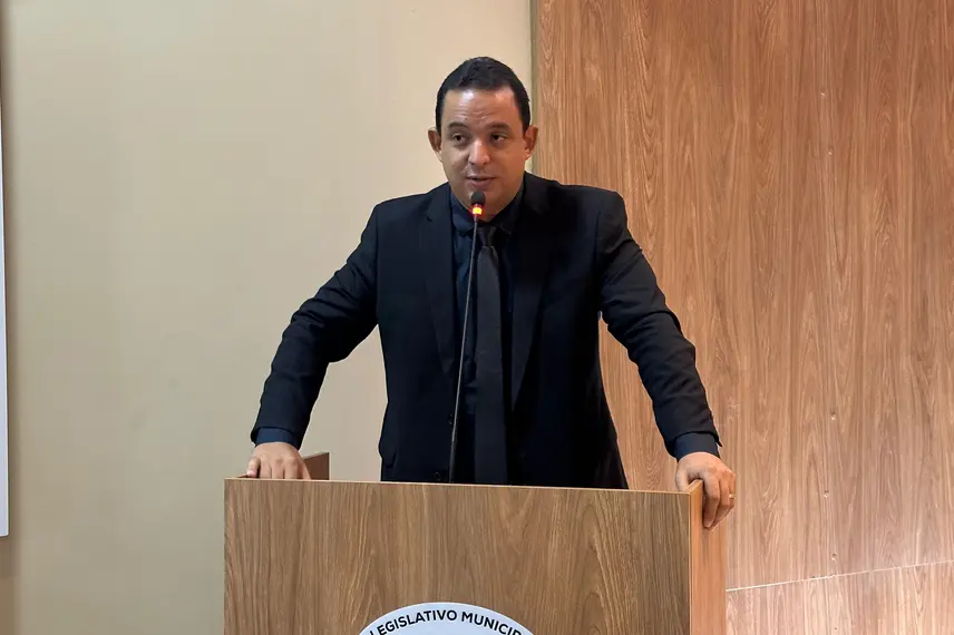 Demerval Lobão celebra 61 anos com homenagens e grande festa