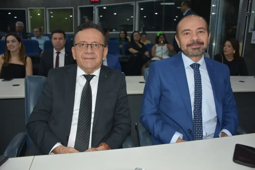 Desembargador José Wilson é homenageado com Título de Cidadão Teresinense