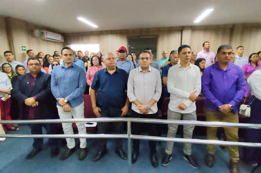 Eleitos de Ribeiro Gonçalves e Baixa Grande do Ribeiro são diplomados para 2025