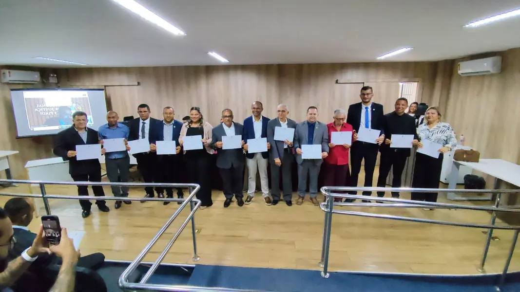 Eleitos de Ribeiro Gonçalves e Baixa Grande do Ribeiro são diplomados para 2025