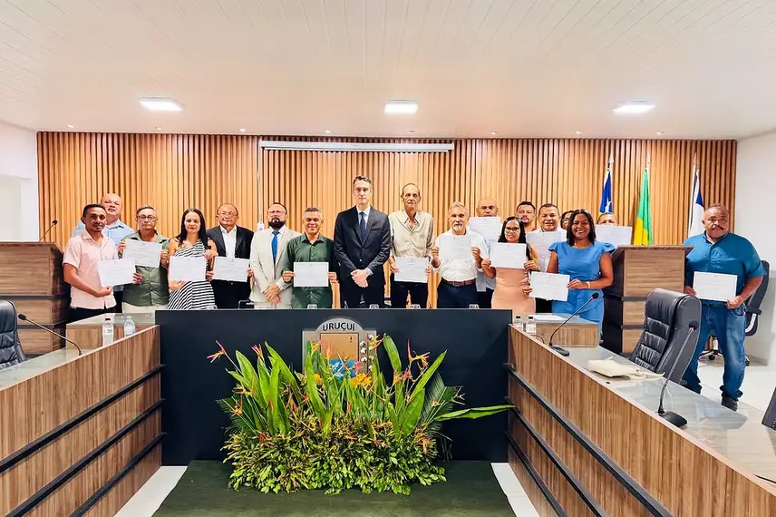 Em seu discurso, Marcelo Toledo agradeceu o apoio da população de Antônio Almeida Em seu discurso, Marcelo Toledo agradeceu o apoio da população de Antônio Almeida