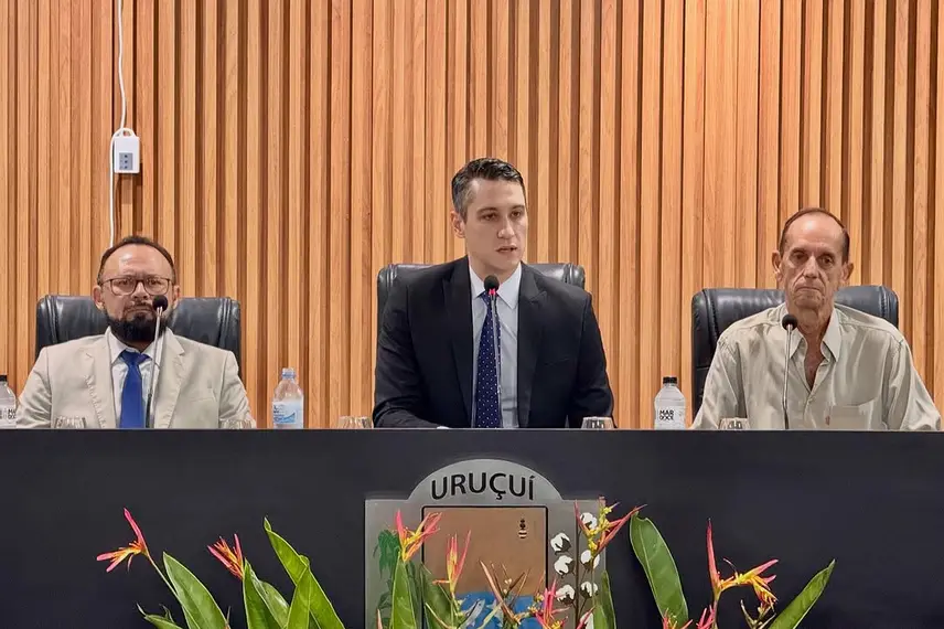 Em seu discurso, Marcelo Toledo agradeceu o apoio da população de Antônio Almeida Em seu discurso, Marcelo Toledo agradeceu o apoio da população de Antônio Almeida