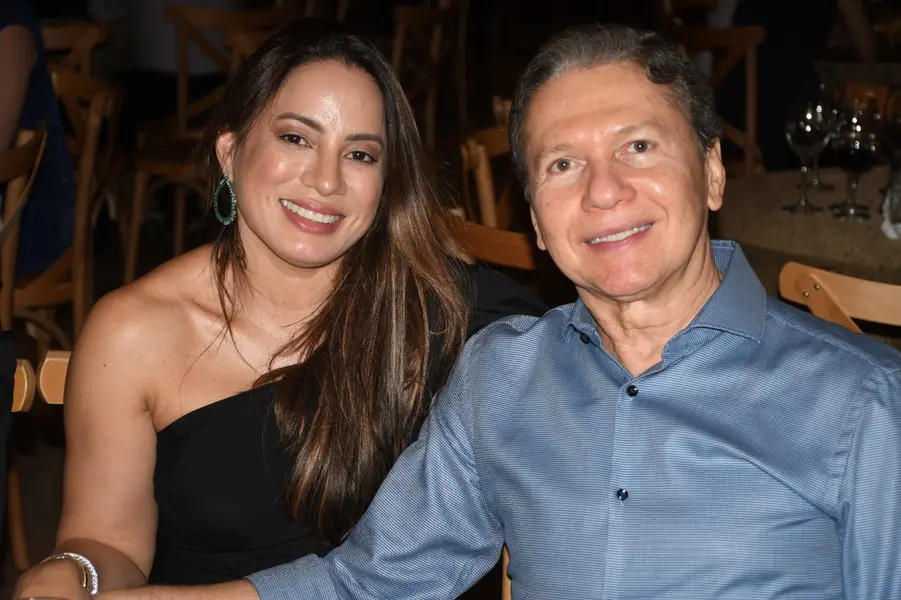 Empresário João Claudino Fernandes Júnior é Homenageado em jantar festivo