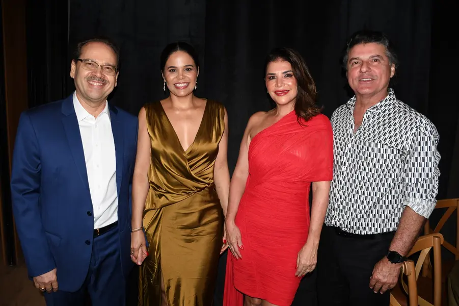 Empresário João Claudino Fernandes Júnior é Homenageado em jantar festivo