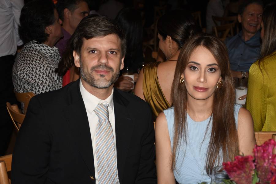 Empresário João Claudino Fernandes Júnior é Homenageado em jantar festivo