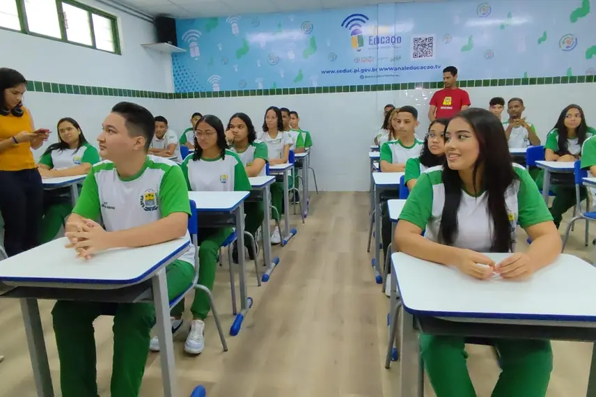 Entrega da reforma do Ceti Dr Fontes Ibiapina