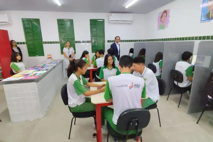 Entrega da reforma do Ceti Dr Fontes Ibiapina