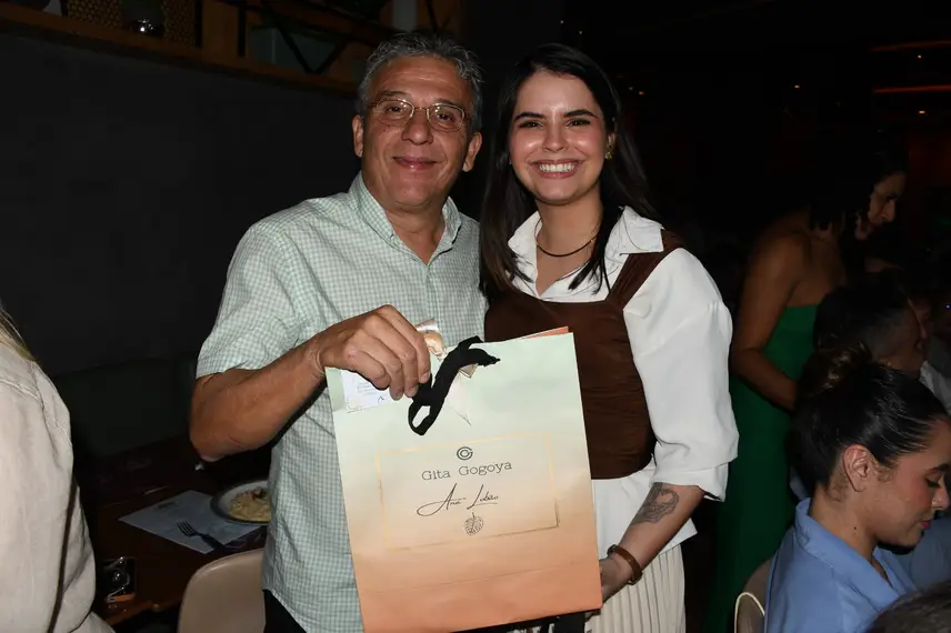 Escritório de advocacia Almeida & Costa realiza confraternização em clima de união Escritório de advocacia Almeida & Costa realiza confraternização em clima de união