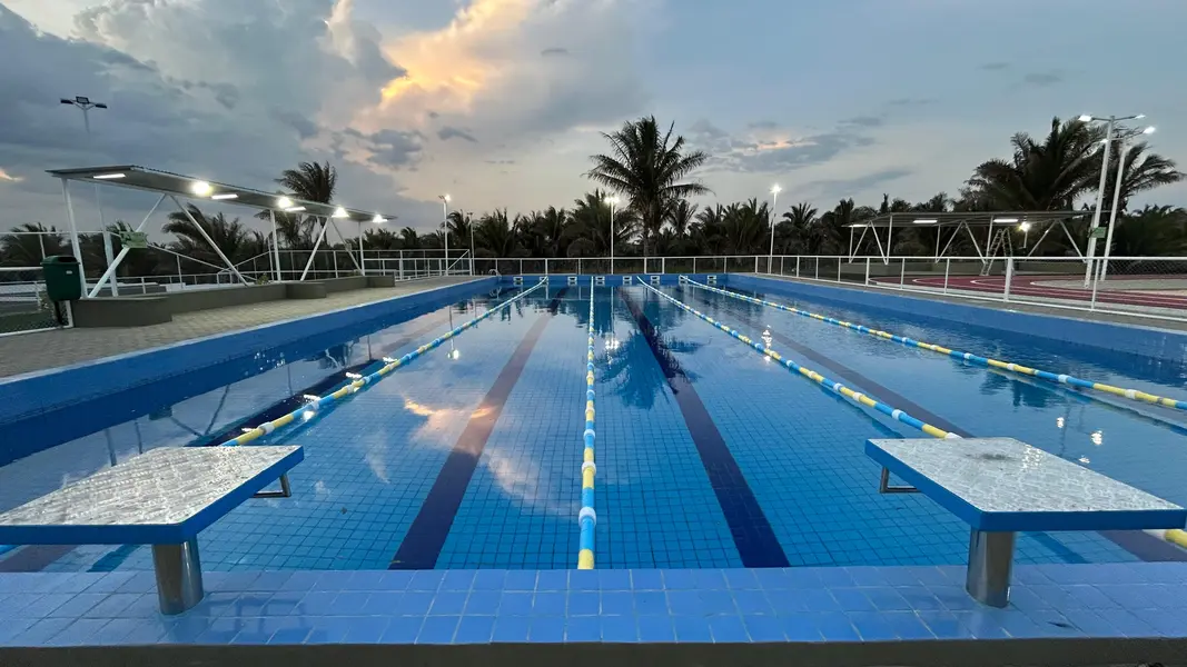 Ginásio Estadual e Centro Educacional Esportivo são inaugurados em Esperantina