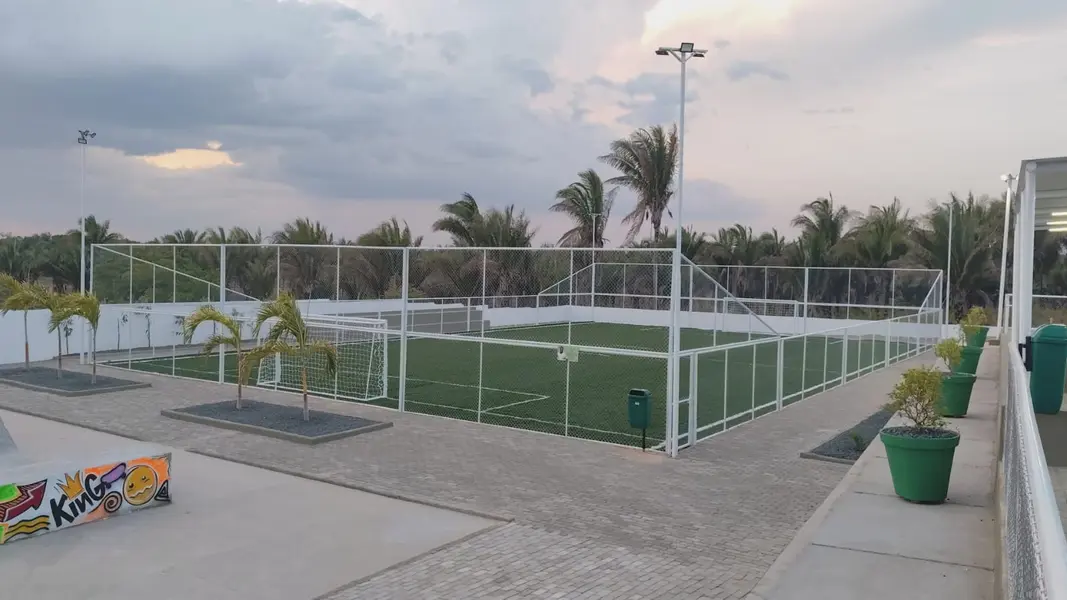 Ginásio Estadual e Centro Educacional Esportivo são inaugurados em Esperantina