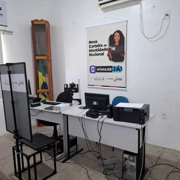 Governador inaugura obras de recuperação asfáltica e segurança em Cocal dos Alves