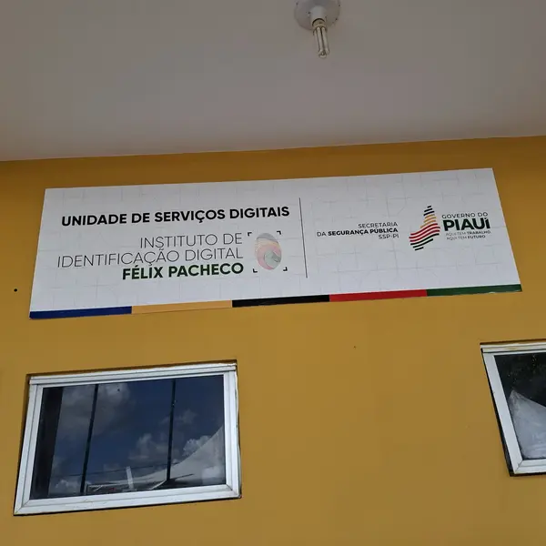 Governador inaugura obras de recuperação asfáltica e segurança em Cocal dos Alves