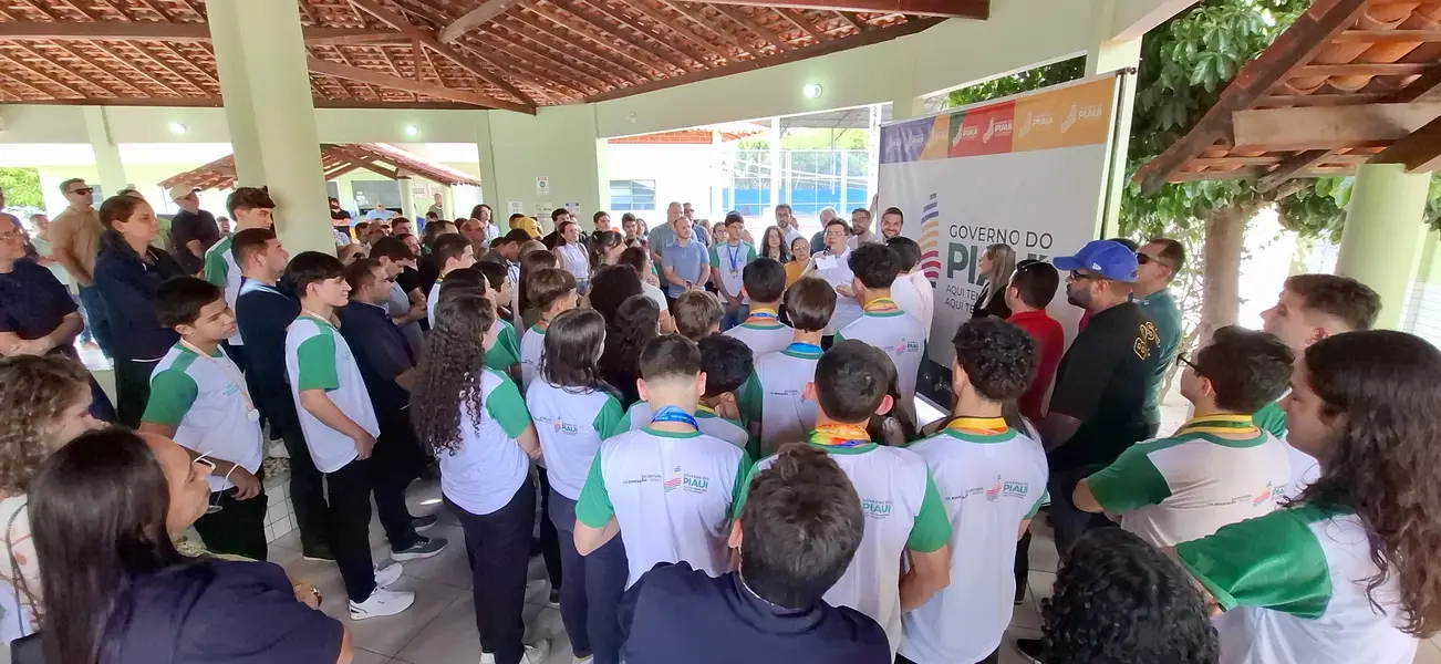Governador inaugura obras de recuperação asfáltica e segurança em Cocal dos Alves