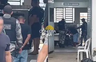 Homem com mandado por Maria da Penha é preso durante abordagem em Teresina (Foto: Repórter 12/Conecta Piauí)