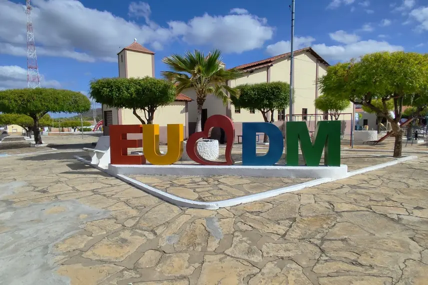 Inauguração da quadra CETI Maria Isaías de Jesus