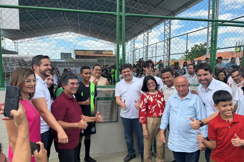 Inauguração da quadra CETI Maria Isaías de Jesus