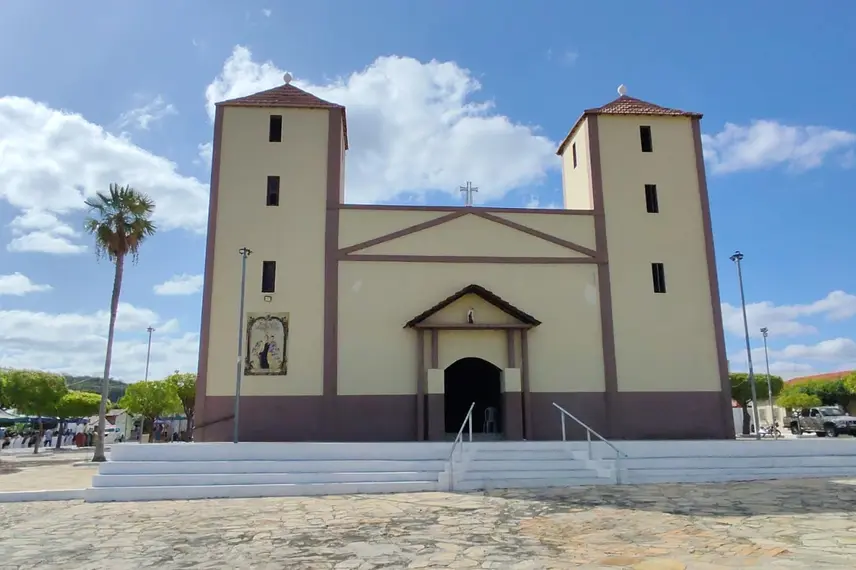 Inauguração da quadra CETI Maria Isaías de Jesus