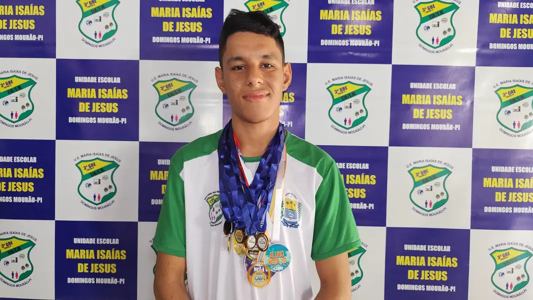 Inauguração da quadra CETI Maria Isaías de Jesus