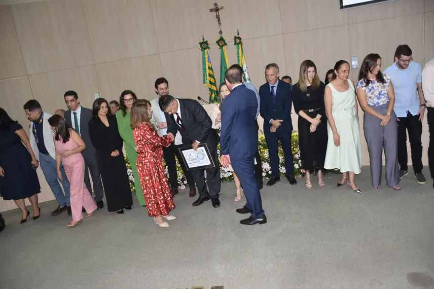 Kennedy Barros toma posse como presidente do TCE-PI para o biênio 2025/2026 Kennedy Barros toma posse como presidente do TCE-PI para o biênio 2025/2026