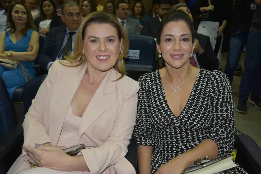 Kennedy Barros toma posse como presidente do TCE-PI para o biênio 2025/2026 Kennedy Barros toma posse como presidente do TCE-PI para o biênio 2025/2026