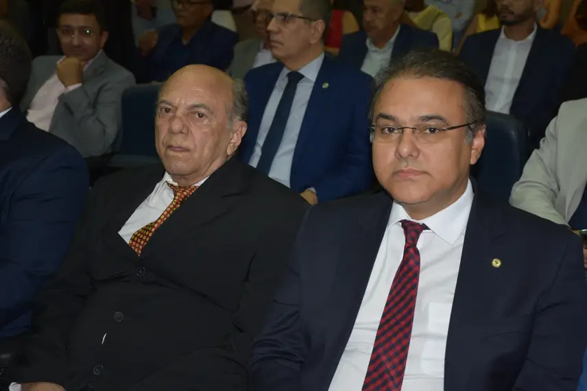 Kennedy Barros toma posse como presidente do TCE-PI para o biênio 2025/2026 Kennedy Barros toma posse como presidente do TCE-PI para o biênio 2025/2026