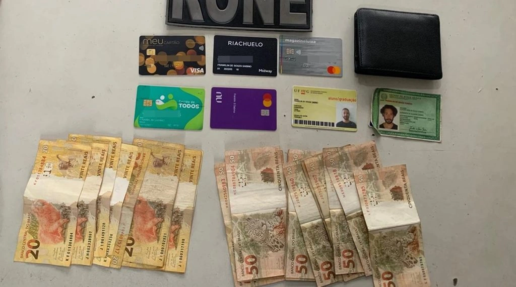 Material apreendido com o estudante de medicina