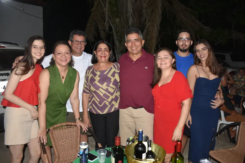 Médica Lúcia Vilela comemora confraternização Natalina no Sítio Vivelândia