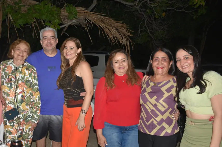 Médica Lúcia Vilela comemora confraternização Natalina no Sítio Vivelândia