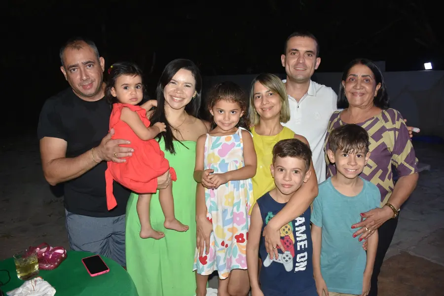 Médica Lúcia Vilela comemora confraternização Natalina no Sítio Vivelândia